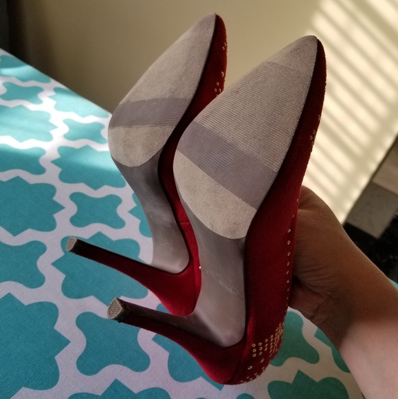 Pumps - Picture 3 of 4